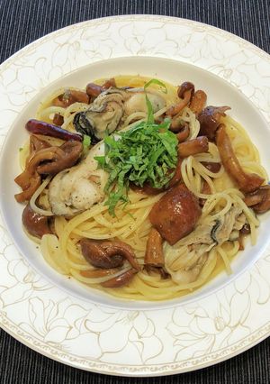 鳥海大なめこと桃浦かきのパスタ-レシピのメイン写真