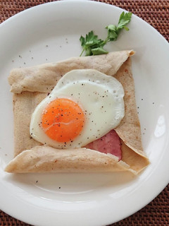 ホットプレートで簡単ガレット-レシピのメイン写真