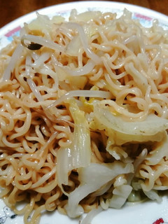 ボリューム満点野菜たっぷり油そば-レシピのメイン写真