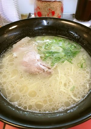 超簡単！博多とんこつラーメン一工夫-レシピのメイン写真