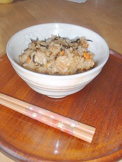 豚挽き肉の炊き込みご飯-レシピのメイン写真