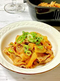 グルラボで超簡単!レンジで豚キムチ-レシピのメイン写真