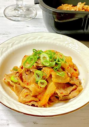 グルラボで超簡単！レンジで豚キムチ-レシピのメイン写真
