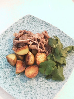 牛肉甘酒漬けと新じゃが炒め(ビタミンC)-レシピのメイン写真