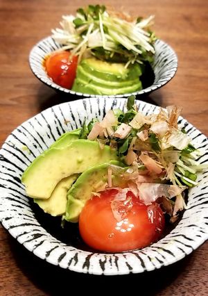 アボカドで簡単プチご馳走♪-レシピのメイン写真