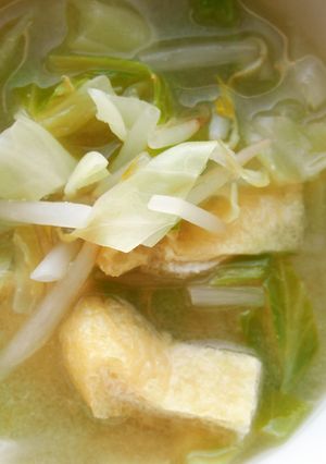 節約！キャベツ・もやしの味噌汁♪-レシピのメイン写真