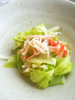 簡単!カニカマ・キャベツ酢の物♪-レシピのメイン写真