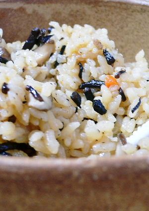 簡単配合で～♪　炊き込みご飯☆-レシピのメイン写真