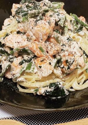 ほうれん草、鮭、明太子のクリームパスタ-レシピのメイン写真