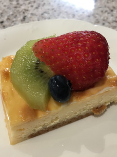 混ぜて焼くだけ!簡単チーズケーキ-レシピのメイン写真
