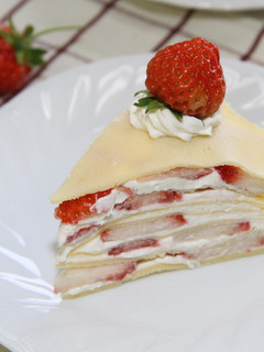 ハレの日に!いちごのミルクレープ-レシピのメイン写真