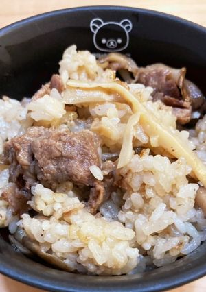穂先メンマで簡単☆牛肉舞茸の炊き込みご飯-レシピのメイン写真