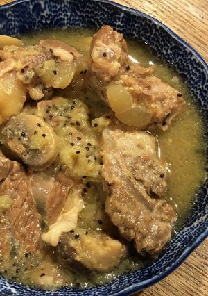ソーキのキウイ煮-レシピのメイン写真