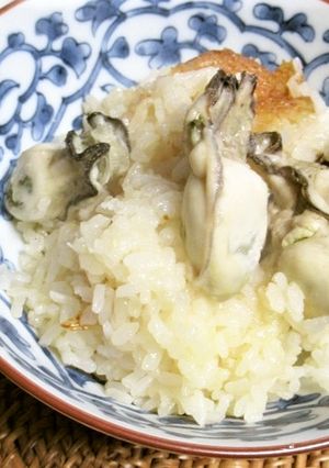 アマニ油3滴で、つやつや牡蠣炊き込みご飯-レシピのメイン写真