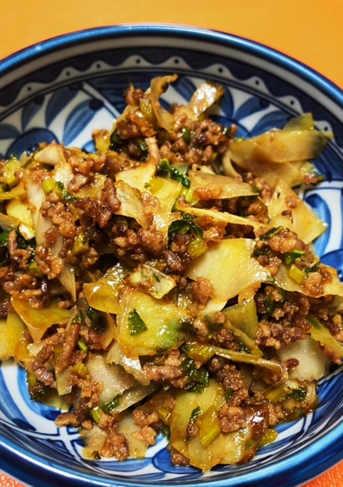 大根の皮と葉っぱの挽肉炒め-レシピのメイン写真