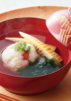 筍とえびしんじょうのお吸い物-レシピのメイン写真