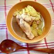 胃腸に優しい春キャベツと鶏手羽元のスープ