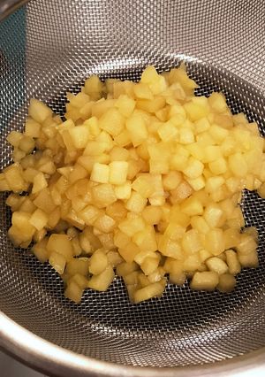 りんごのコンポート(写真はケーキ用)-レシピのメイン写真