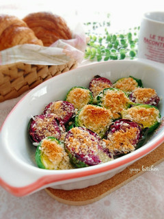 お弁当にも☆芽キャベツのチーズパン粉焼き-レシピのメイン写真
