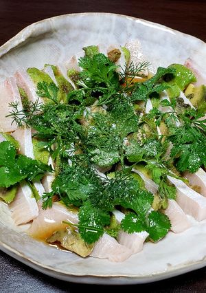 ブリとアボガドの胡麻油塩ダレ-レシピのメイン写真