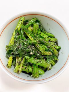 黒ごまを使った ほうれん草ごま和え-レシピのメイン写真