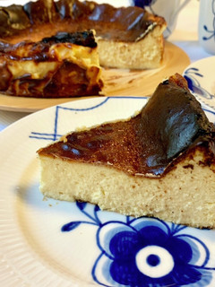なんて簡単本格★バスクチーズケーキ-レシピのメイン写真