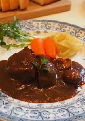 【濃厚】牛タンのシチュー-レシピのメイン写真