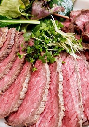 そのままで美味しい簡単ローストビーフ-レシピのメイン写真