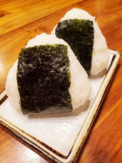 一番人気!!唐揚げマヨおにぎり-レシピのメイン写真