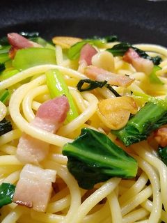 柚子胡椒香る!小松菜ベーコンの和風パスタ-レシピのメイン写真
