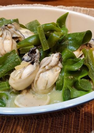 めかぶをイタリアンで！牡蠣とめかぶソテー-レシピのメイン写真