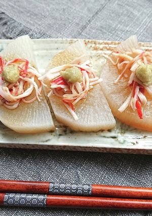 染みわたる大根煮にカニカマわさ醤油のせ-レシピのメイン写真
