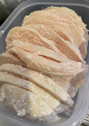 塩麹だけで、しっとりサラダチキン！-レシピのメイン写真