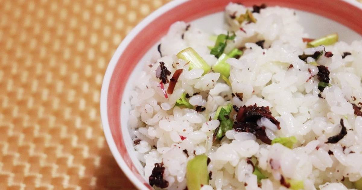 基本からアレンジまで！思わずつくりたくなる「梅しそ混ぜご飯