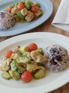 【簡単】アボカドと鶏肉のチーズ焼き-レシピのメイン写真