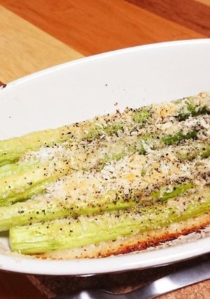 簡単酒肴☆アスパラのシンプルオーブン焼き-レシピのメイン写真