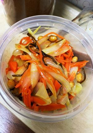 節分豆入り、にんじんと新玉ねぎのソテー-レシピのメイン写真