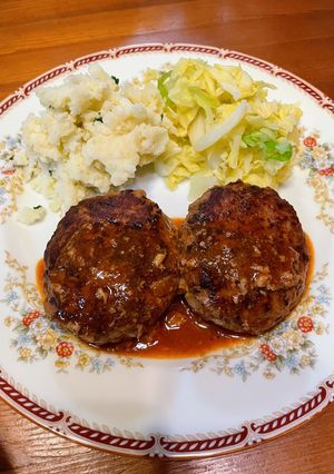 ハンバーグ-レシピのメイン写真