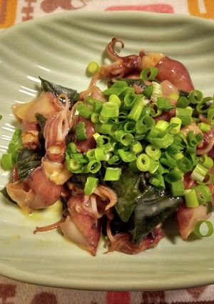 ホタルイカとわかめの辛子味噌和え(ぬた)-レシピのメイン写真