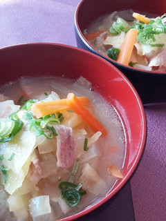 甘くて美味しい♪春キャベツ豚汁-レシピのメイン写真