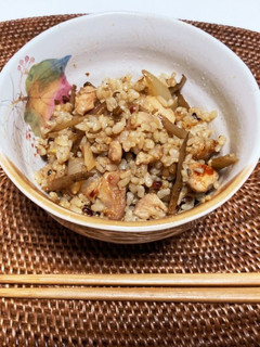 簡単鳥ごぼう飯-レシピのメイン写真