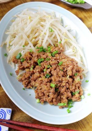 大豆ミートのピリ辛肉味噌もやし-レシピのメイン写真