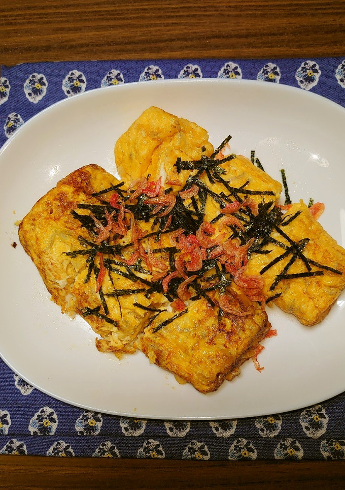 ヨウサマの減塩しらすチーズ入り厚焼き卵-レシピのメイン写真
