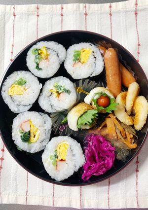 6/20ﾖｯﾁｬﾝ☆サラダ巻きお弁当-レシピのメイン写真