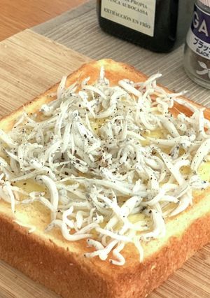 しらすチーズトースト-レシピのメイン写真