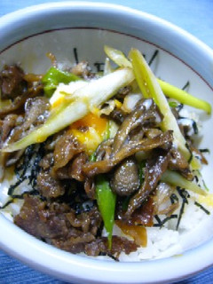 きのこと牛肉の簡単どんぶり♪-レシピのメイン写真