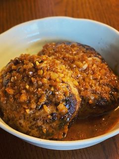 びっくりドンキー風ソース☆肉汁ハンバーグ-レシピのメイン写真