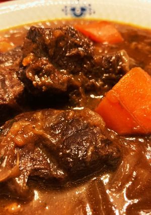 牛スネ肉の赤ワイン煮→リメイクdeカレー-レシピのメイン写真