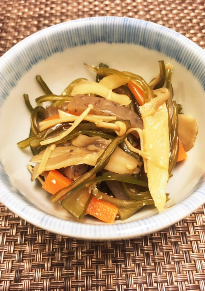 乾燥茎わかめときのこの煮物-レシピのメイン写真