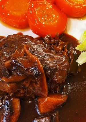 お店の味！超簡単煮込みハンバーグ♡-レシピのメイン写真